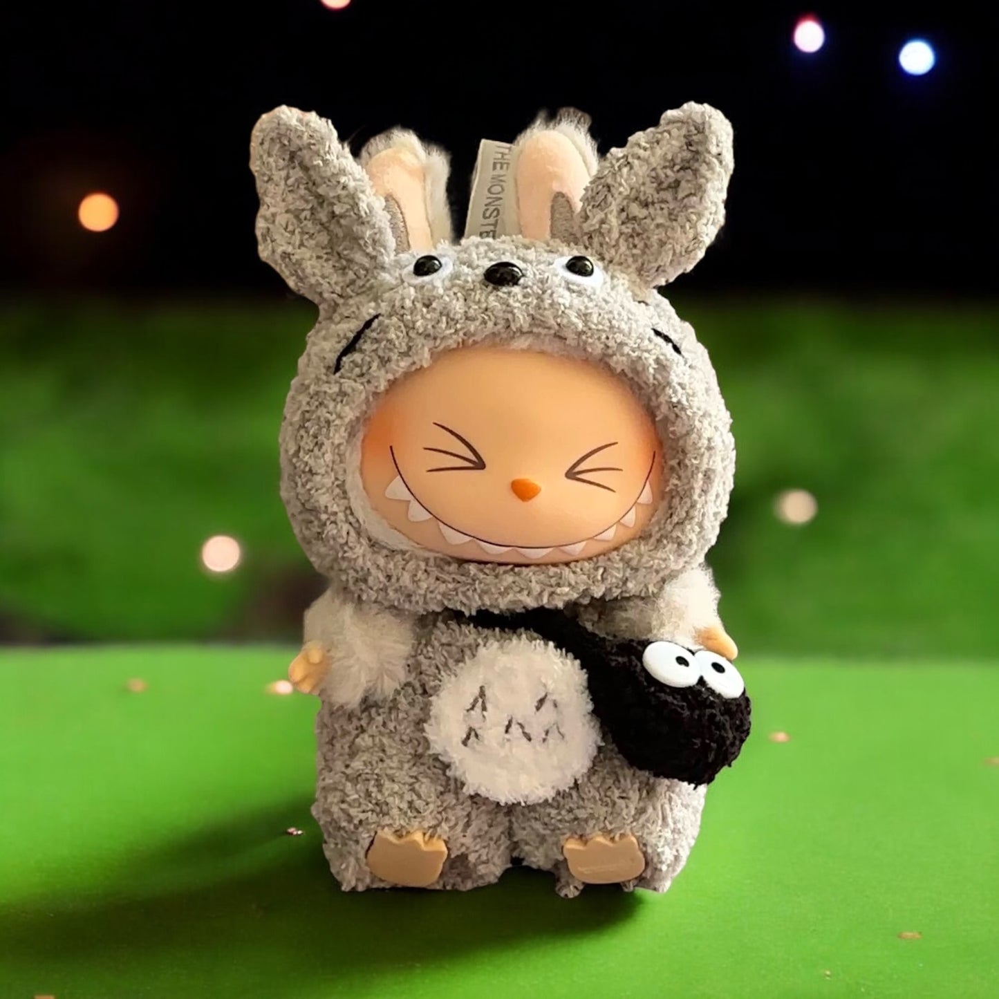 Transform your Labubu figure into the lovable Totoro with this handmade outfit! Perfect for versions 1, 2, and 3, this costume ships worldwide with fast shipping. Note: Labubu figure not included.