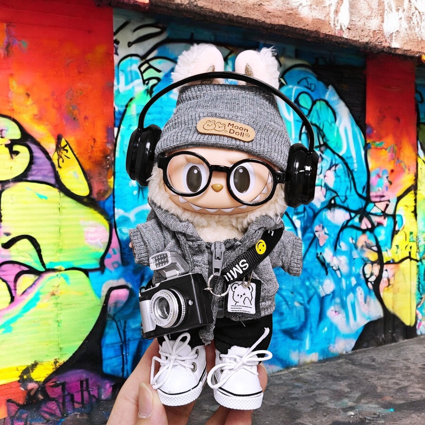 Street Snap Starter Kit Gray Hoodie Photographer Outfit - Handmand Labubu Doll Outfit