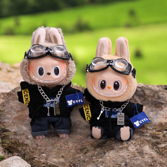 Sky Hopper Pilot Outfit Set for 17cm mini Plush Dolls – Goggles, Hoodie, Jeans & Chain
